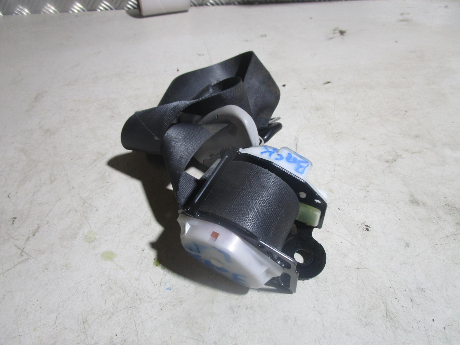View Auto part Seatbelt/Stalk Toyota Avensis 2007