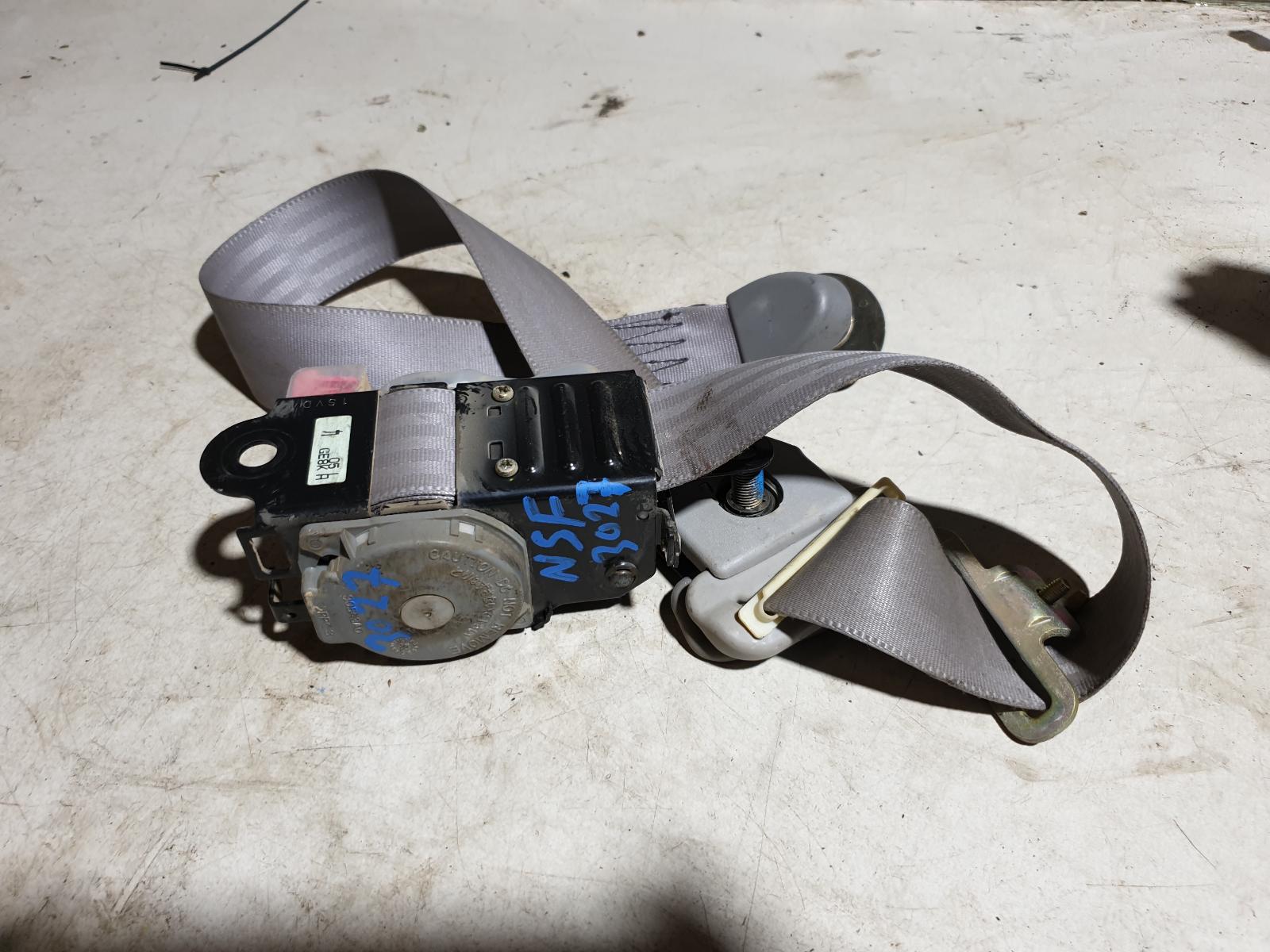 2001 Mazda 626 Seatbelt/Stalk View Auto part Seatbelt/Stalk Mazda 626 2001