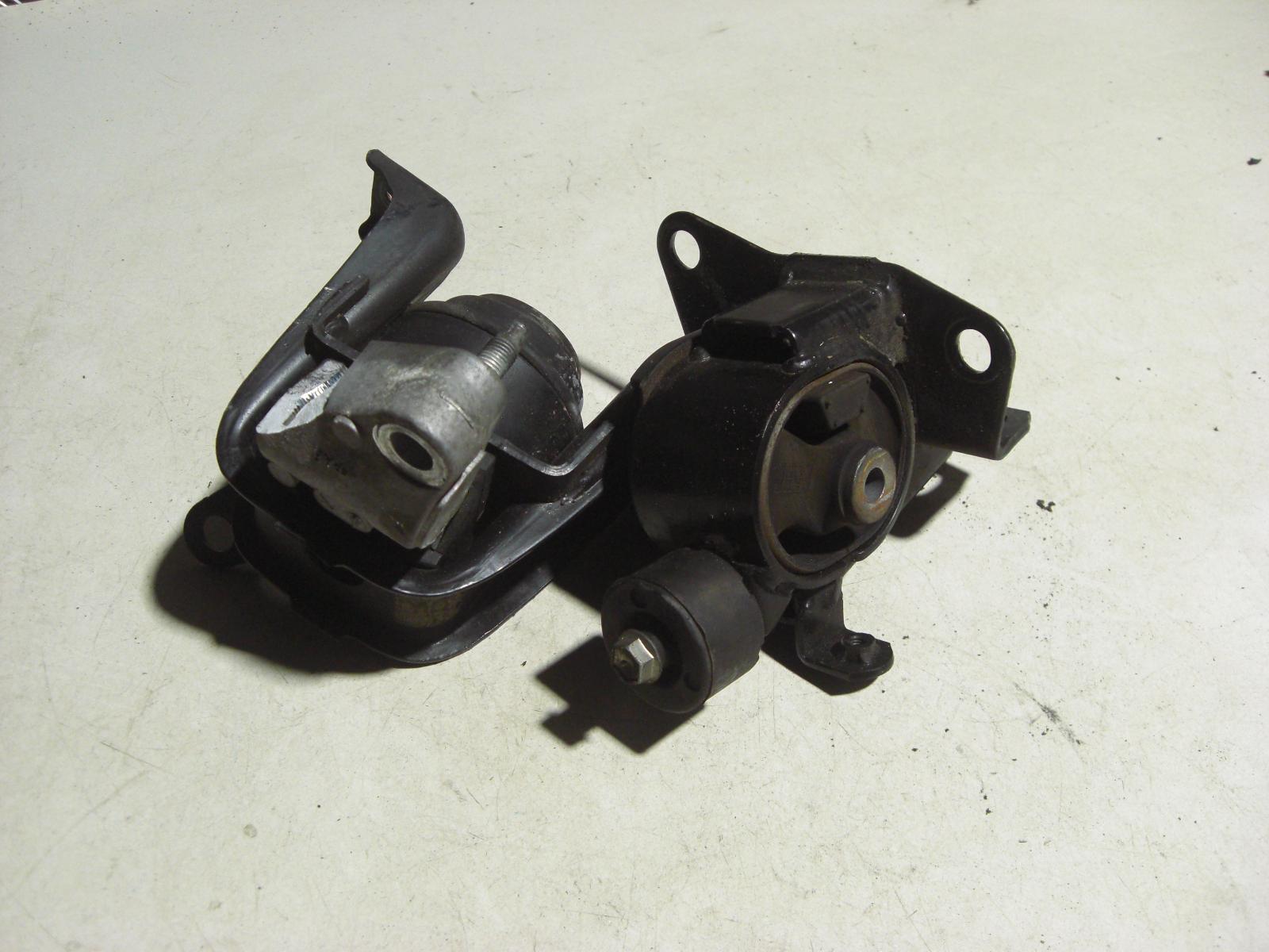 View Auto part Mount Toyota Corolla 2005