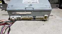View Auto part Radio/Cd/Dvd/Sat/Tv Toyota Yaris 2012