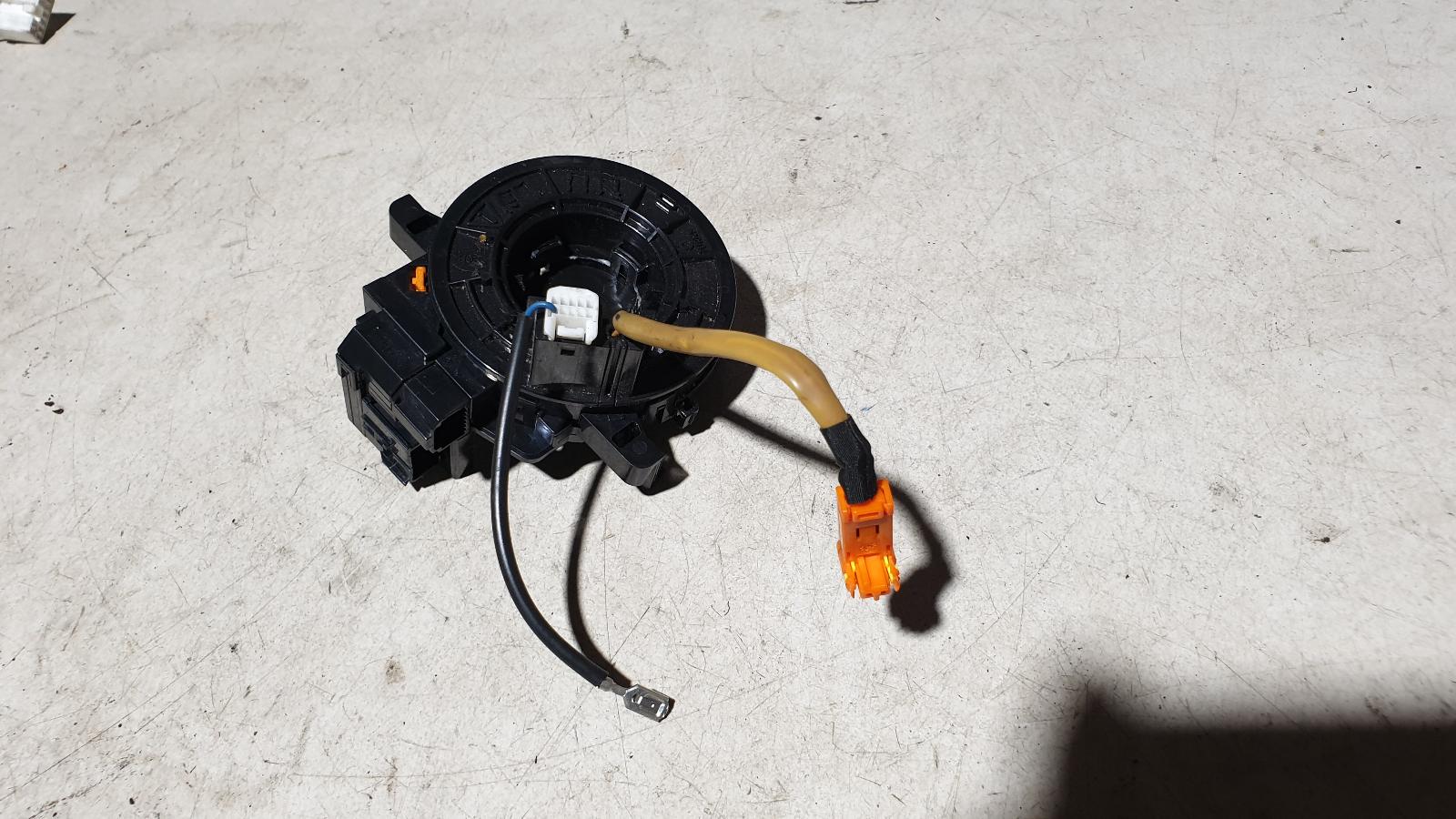 View Auto part Airbag Module/Sensor Toyota Yaris 2007