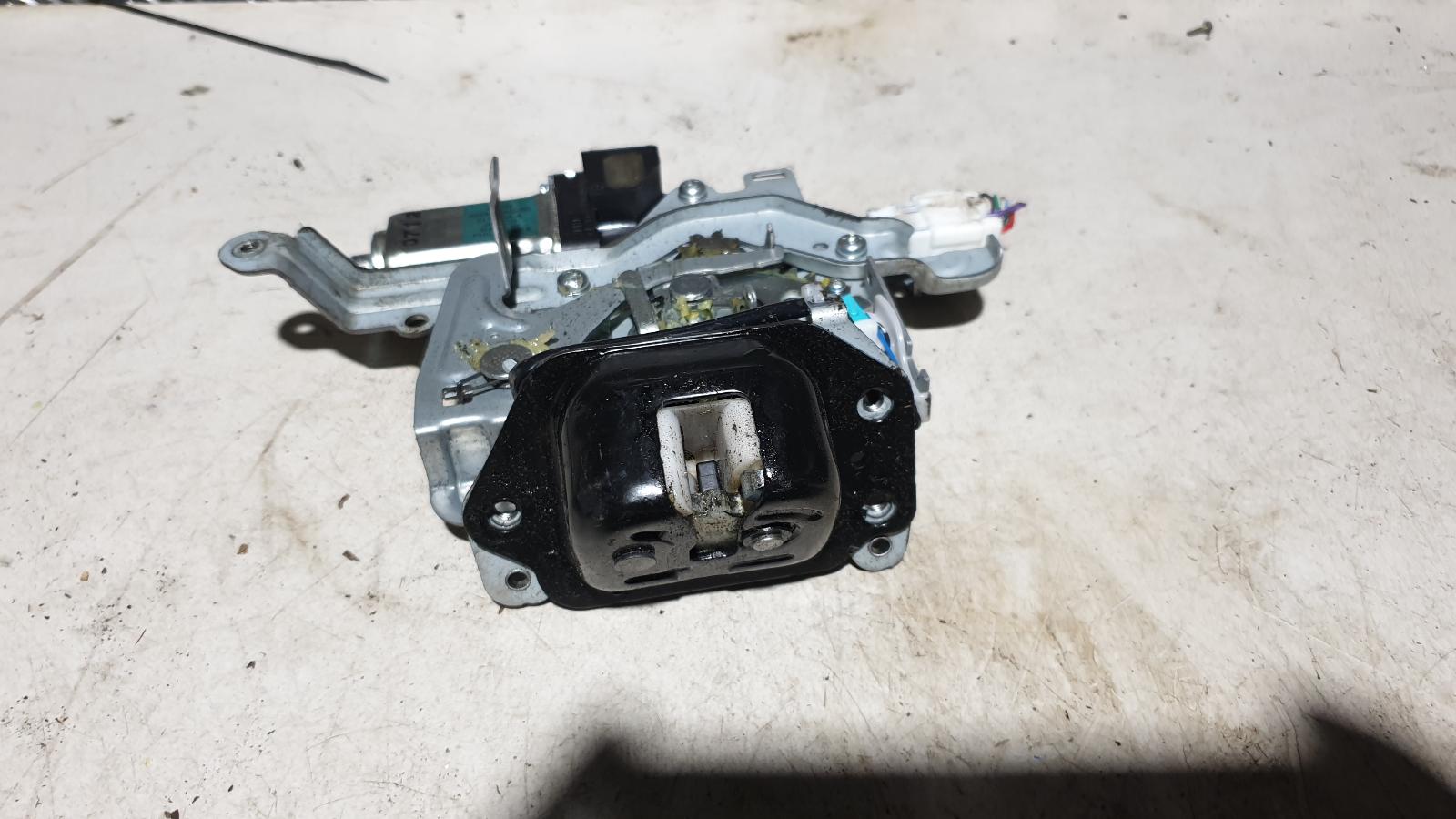 View Auto part Door/Boot/Gate Lock Nissan Murano 2010