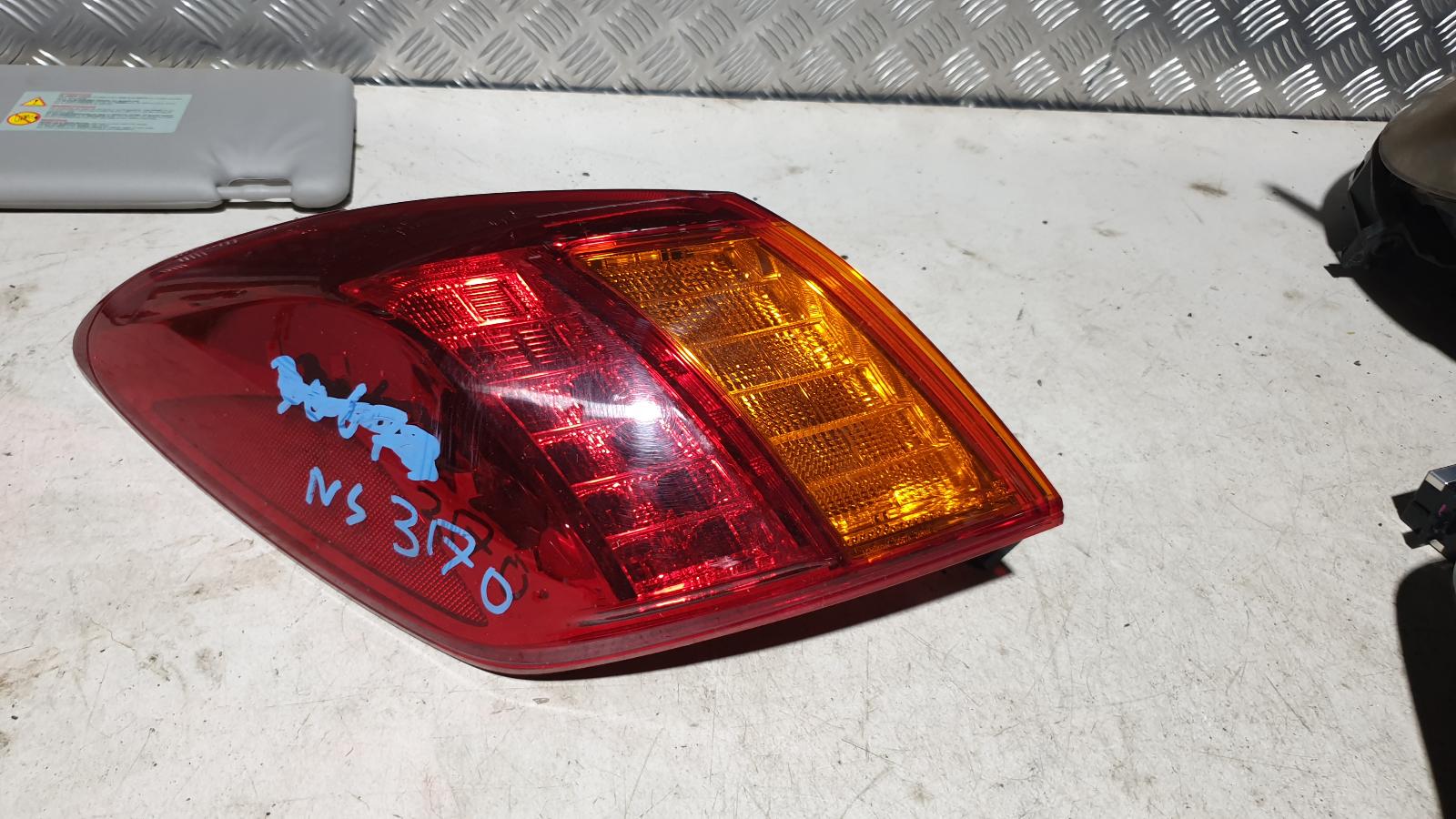 View Auto part Left Taillight Nissan Murano 2010