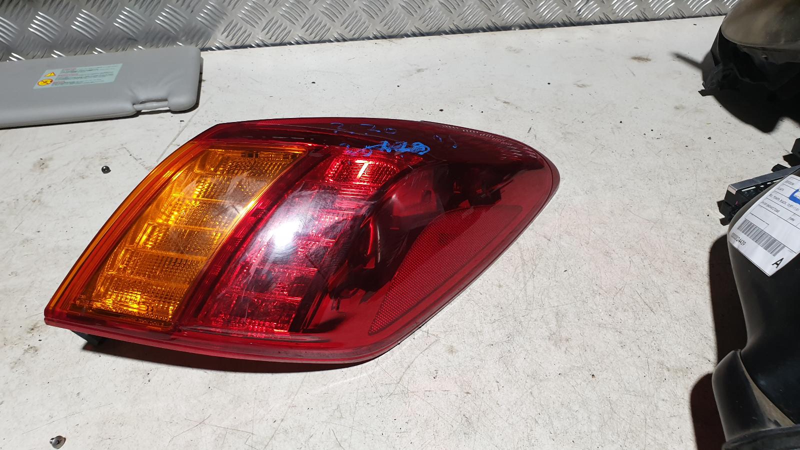 View Auto part Right Taillight Nissan Murano 2010