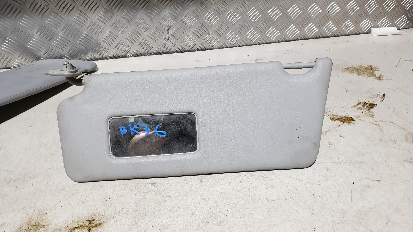 View Auto part Sunvisor Toyota Camry 2004