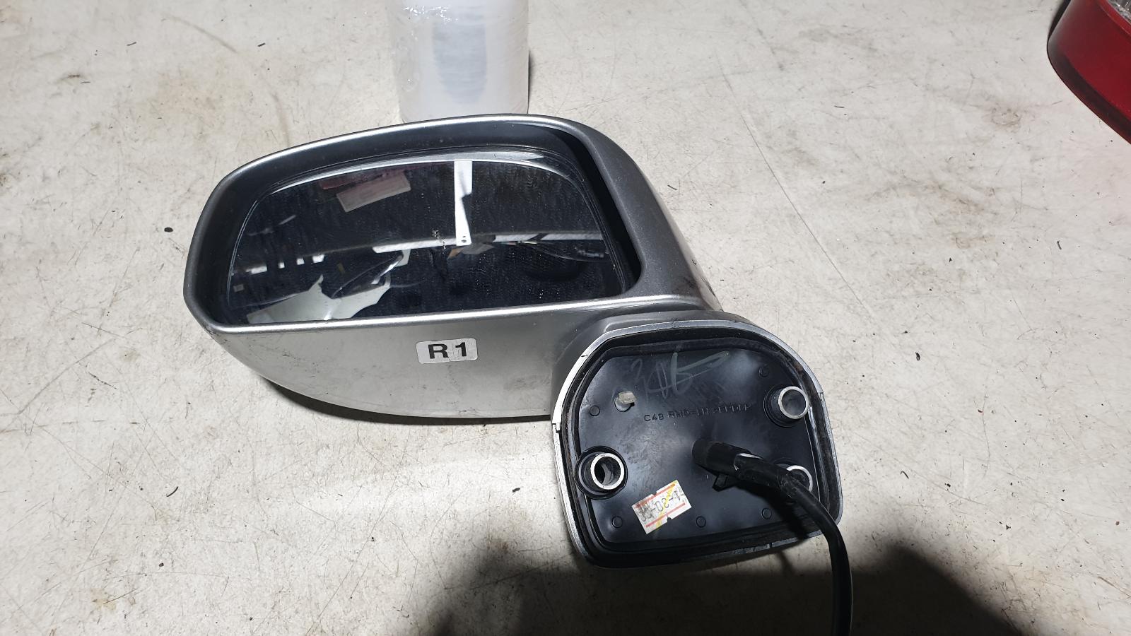 View Auto part Left Door Mirror Nissan Tiida 2007