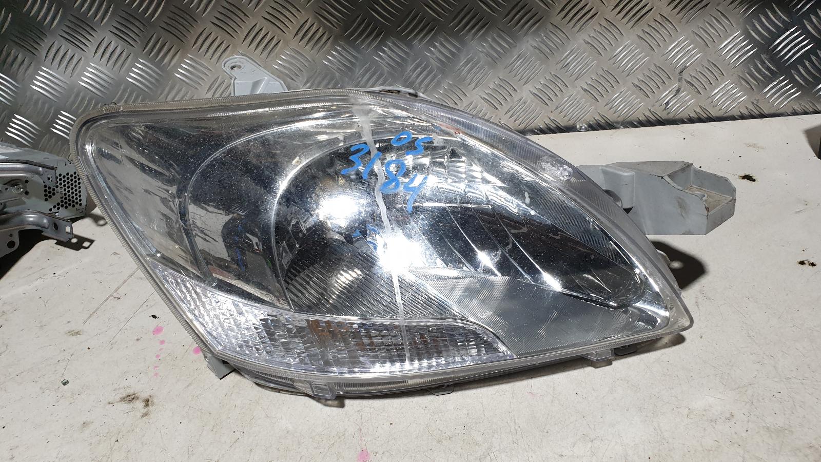 View Auto part Right Headlamp Toyota Yaris 2007