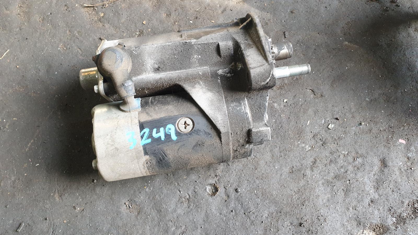 View Auto part Starter Toyota Hiace 2013