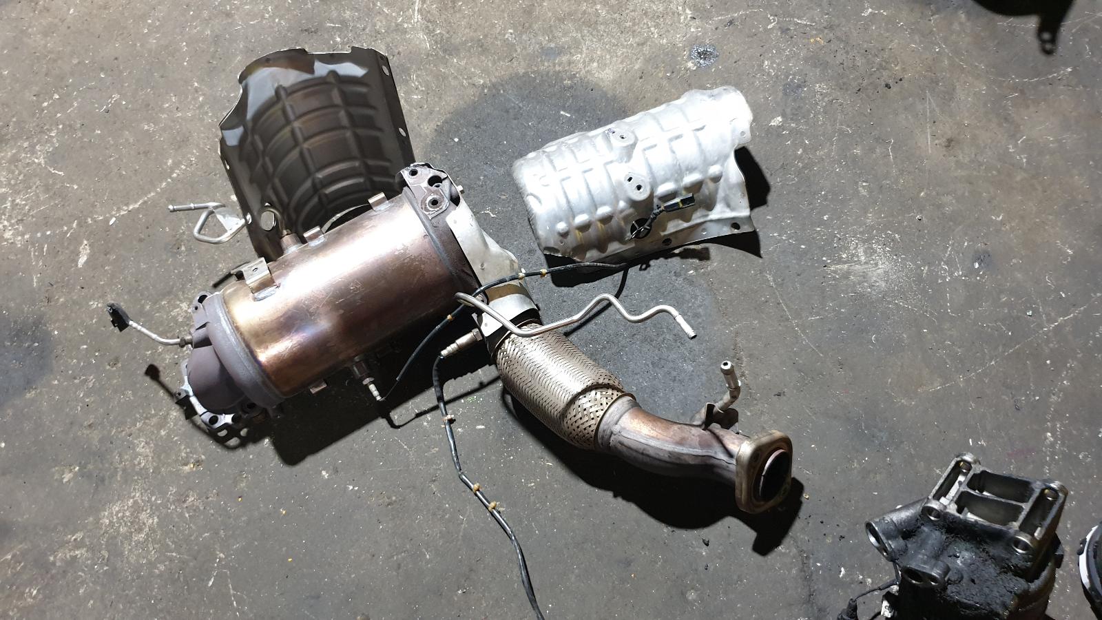 2014 Mazda Cx5 Particulate Filter/Dpf View Auto part Particulate Filter/Dpf Mazda Cx5 2014