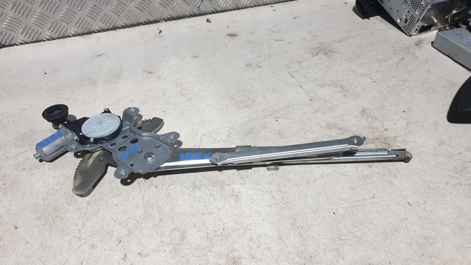 View Auto part Left Front Window Reg/Motor Suzuki Swift 2010