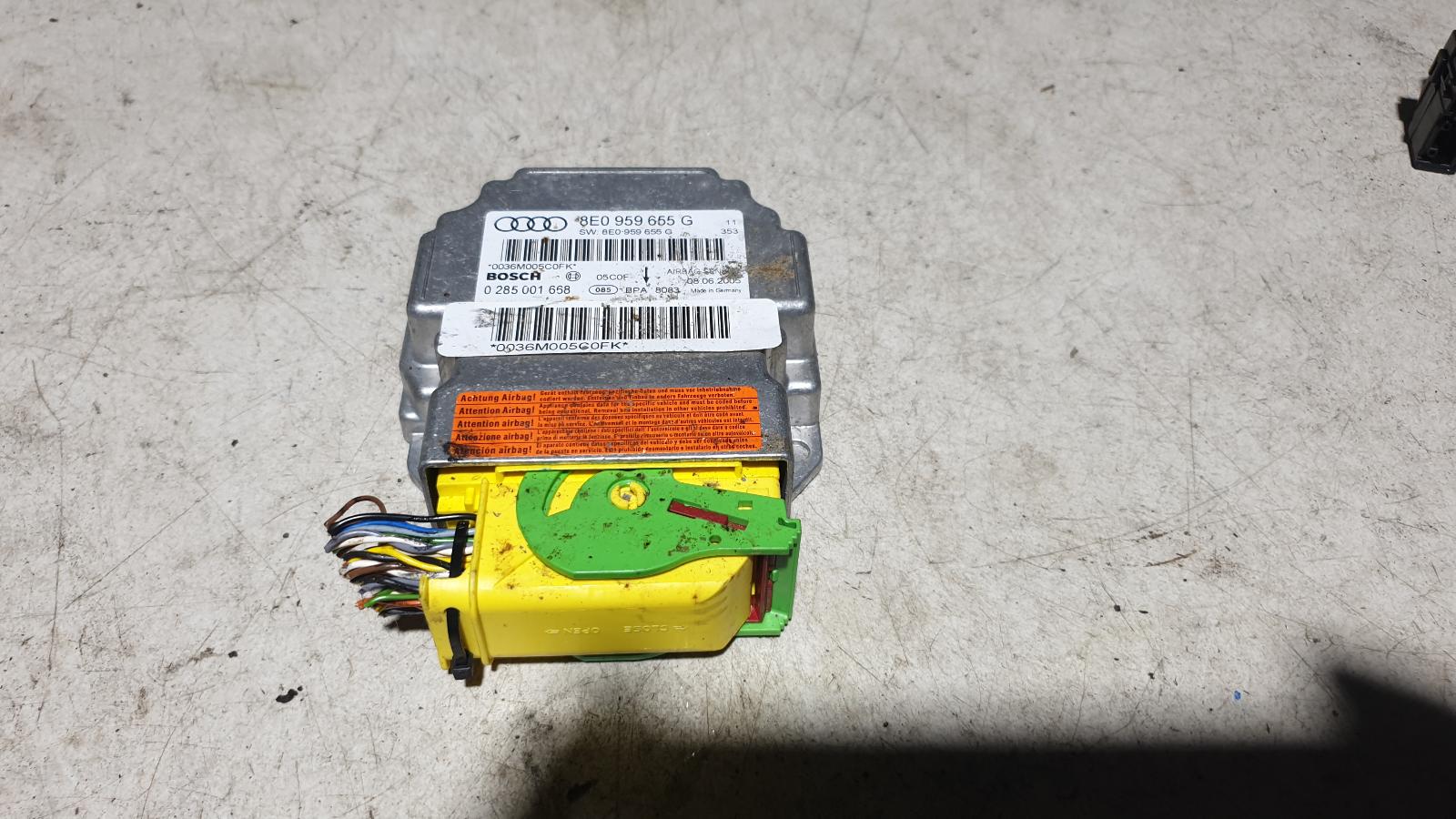 View Auto part Airbag Module/Sensor Audi A4 2006