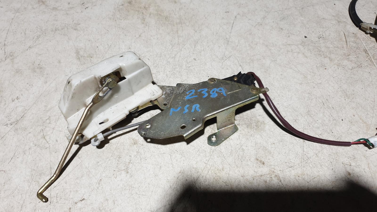 View Auto part Door/Boot/Gate Lock Suzuki Liana 2002