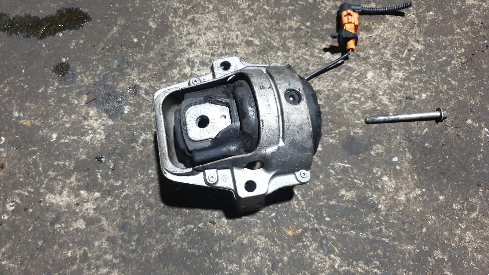 2009 Audi A5 Mount View Auto part Mount Audi A5 2009