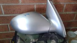 View Auto part Right Door Mirror Holden Commodore 2001