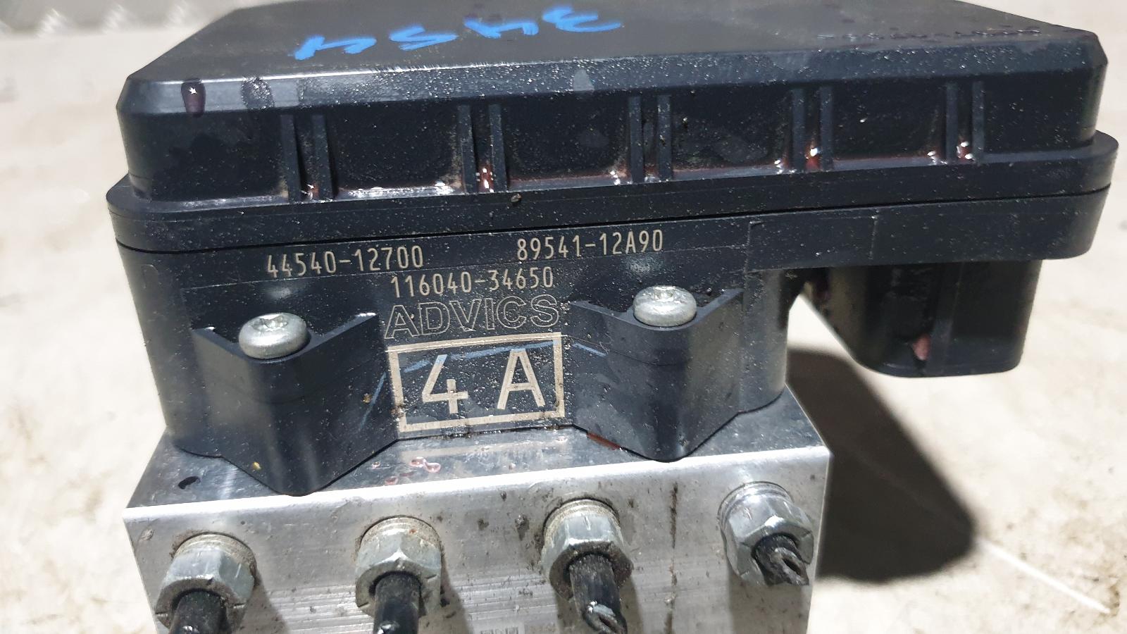 Abs Pump/Modulator Corolla Toyota 2017