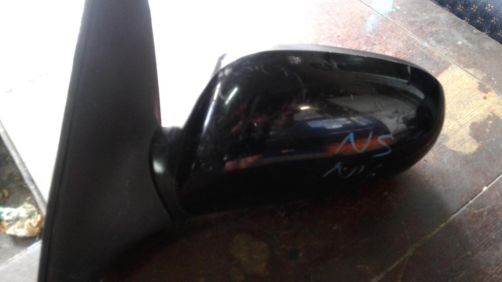 2002 Nissan Pulsar Left Door Mirror View Auto part Left Door Mirror Nissan Pulsar 2002