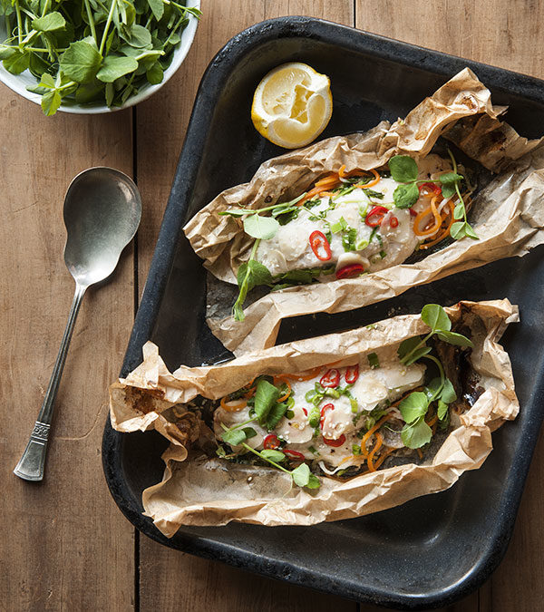 Baked ginger, sesame & soy fish en papilliote (in a bag)