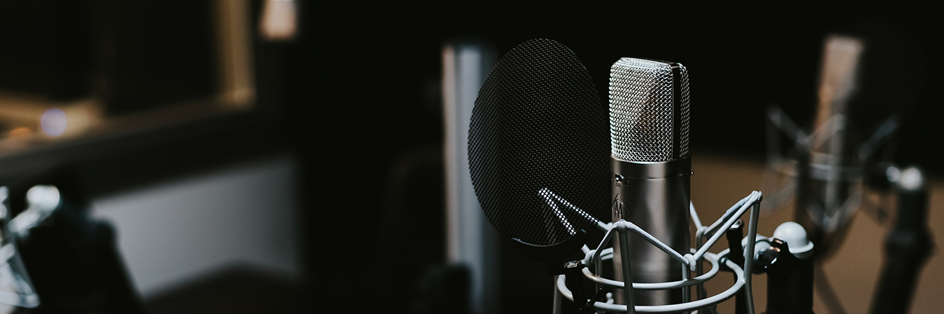 Podcast Microphone - banner