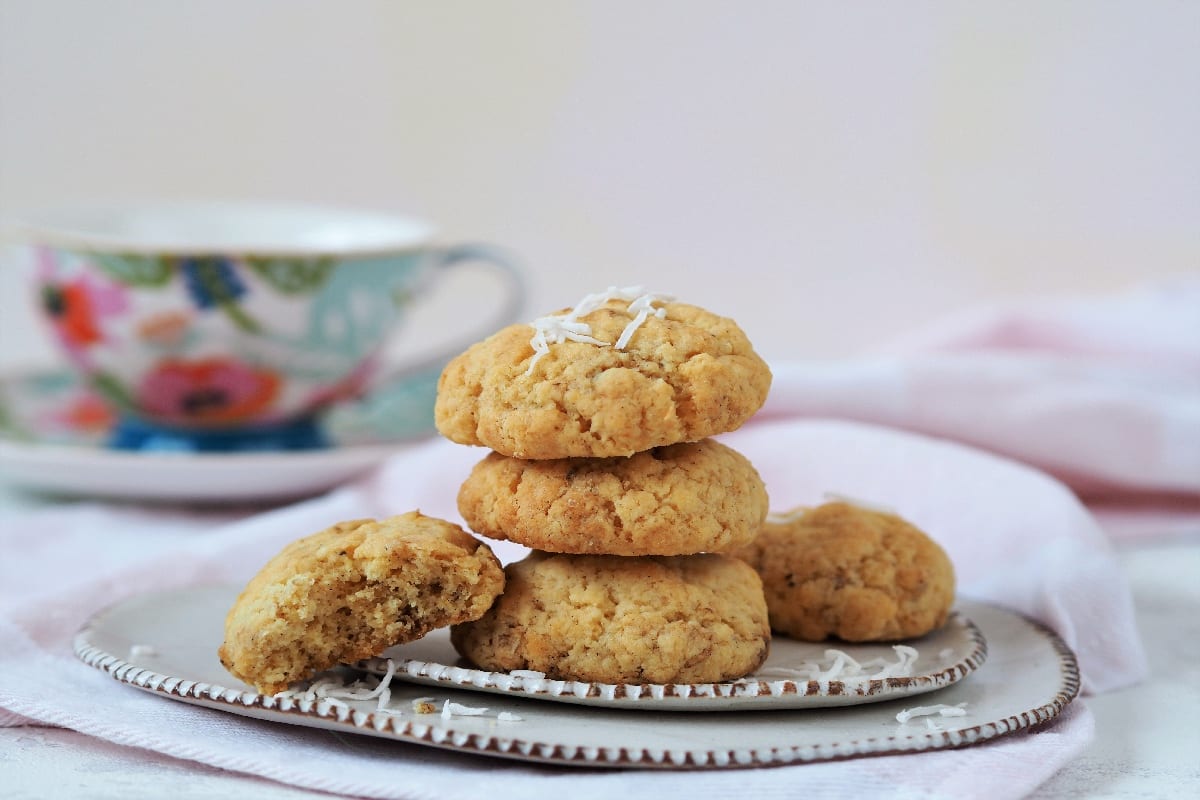 Coconut Biscuits » Additive Free Lifestyle