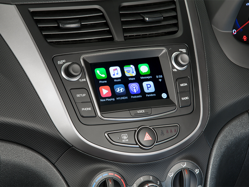 accent-apple-car-play-800×600 accent-apple-car-play-800x600