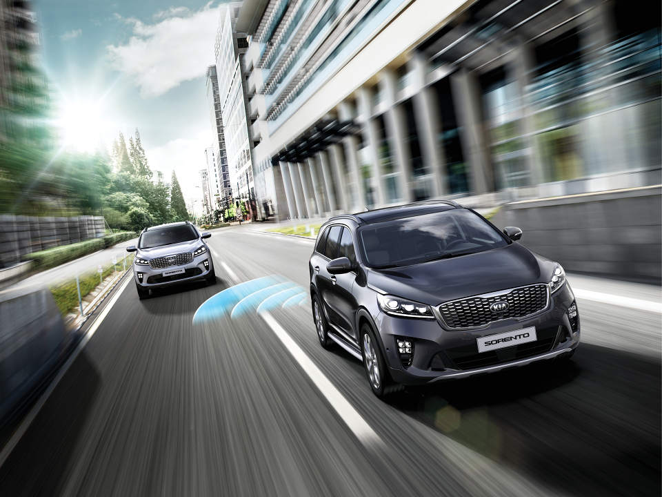 kia-new-sorento-safety-blind-spot-detection.jpg kia-new-sorento-safety-blind-spot-detection.jpg
