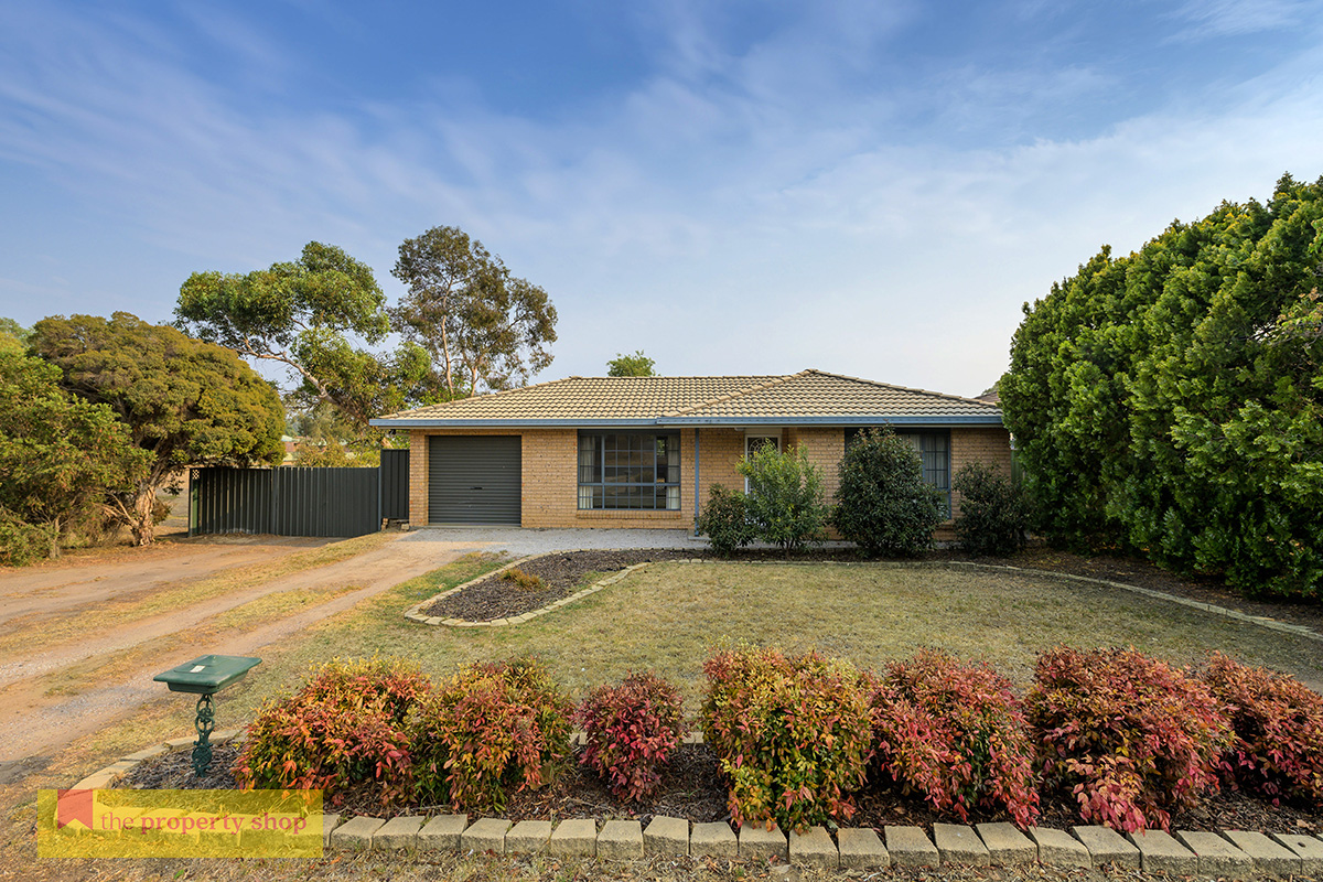 Sara made the sale of the property very easy even with the restrictions we asked for.