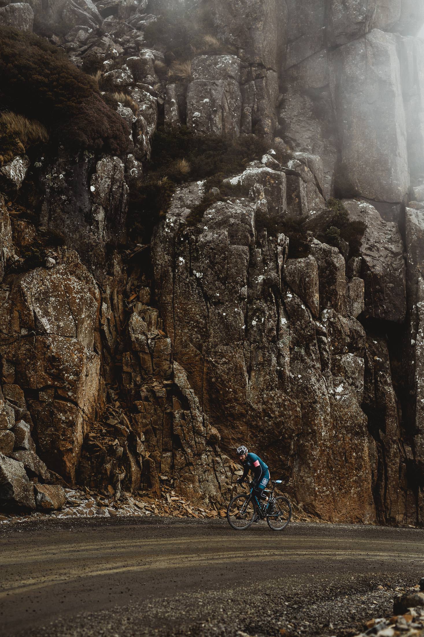 ROULEUR WINE CO 23