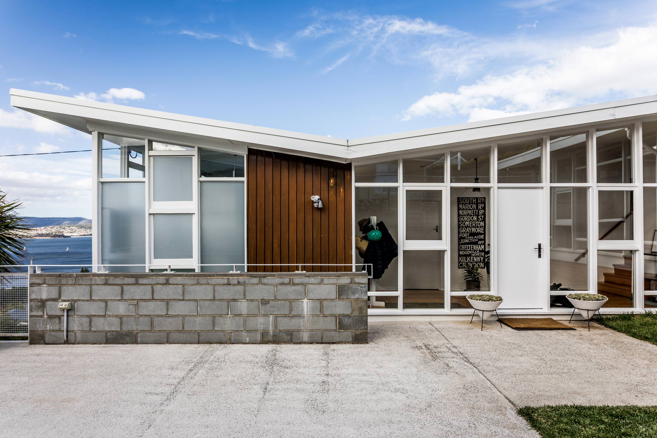 LONGVIEW HOUSE 13