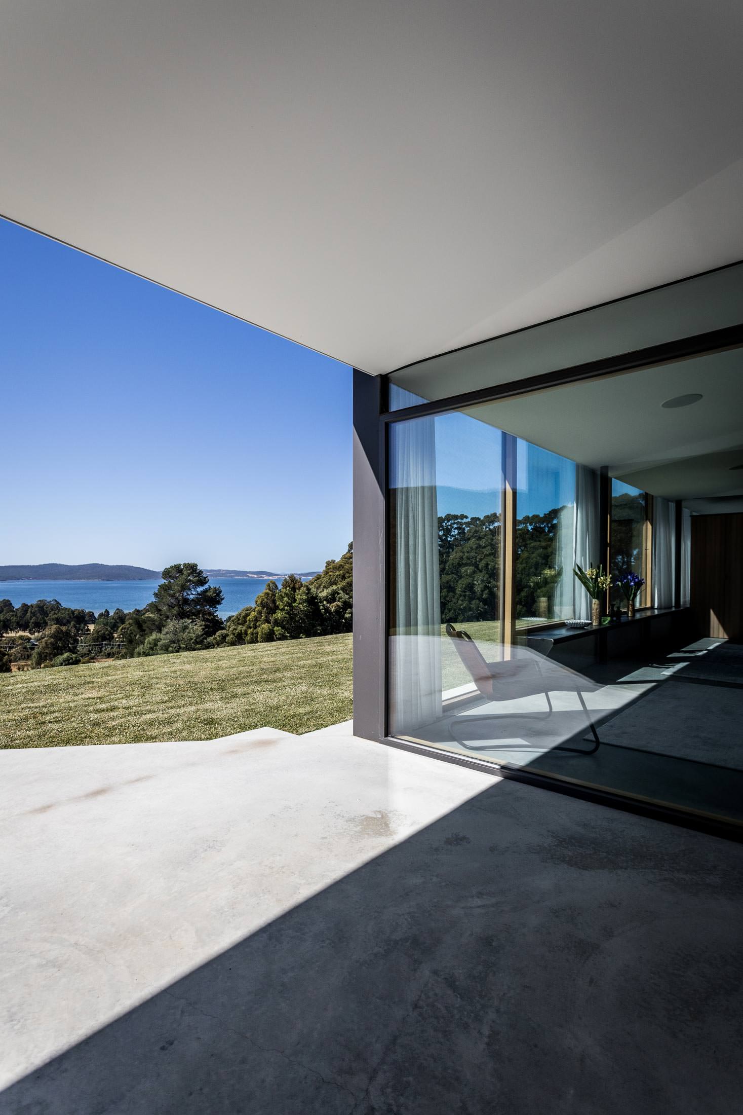 SUNNYBANKS HOUSE 10