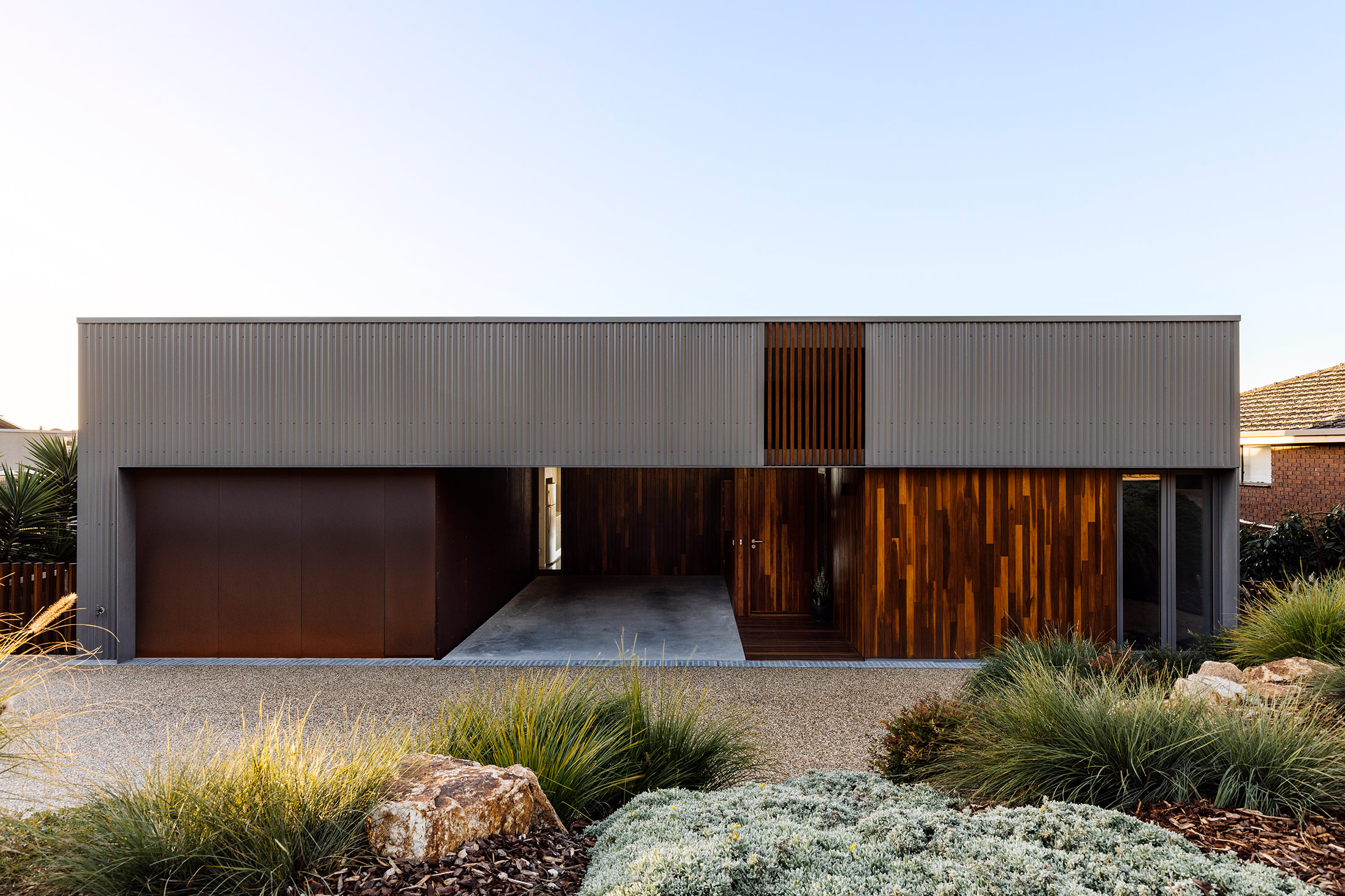 DROMANA HOUSE 1