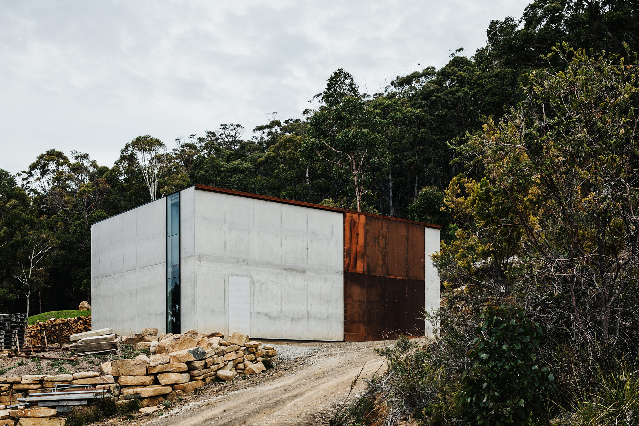 PENINSULA SHED 1