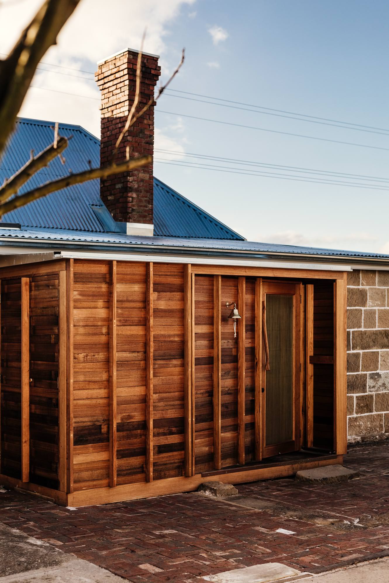BOZENS COTTAGE 3