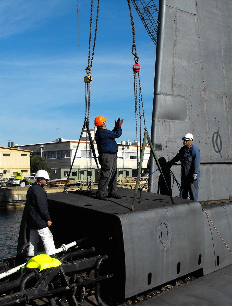 A bit of gentle persuasion when lifting a casing