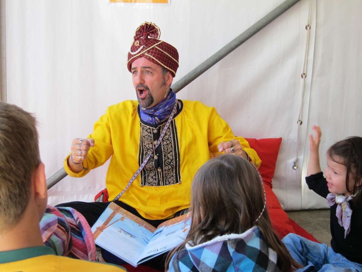 Storytime with Sindbad the Sailor