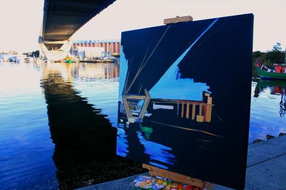Photo of painting easel under Anzac Bridge Sydney