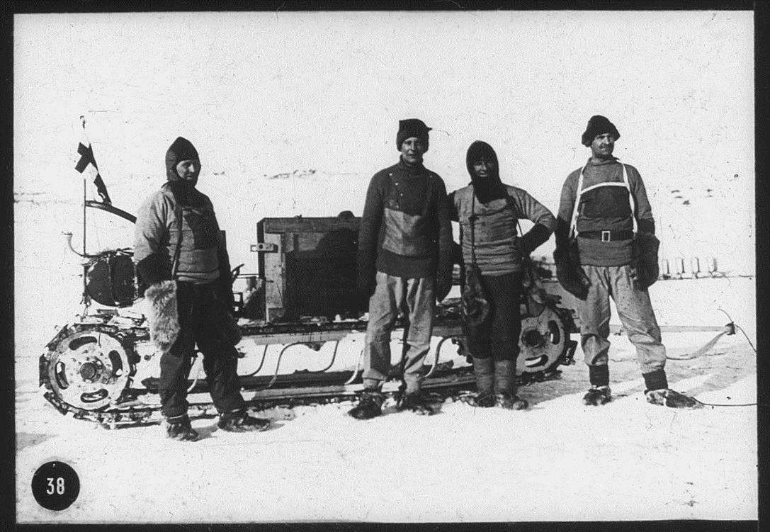 Evans, Wilson and others during the Antarctic British Expedition 1910-13