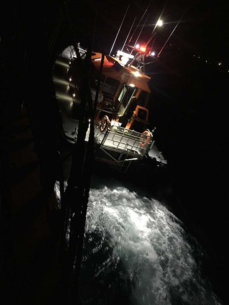 Night pilot rendezvous