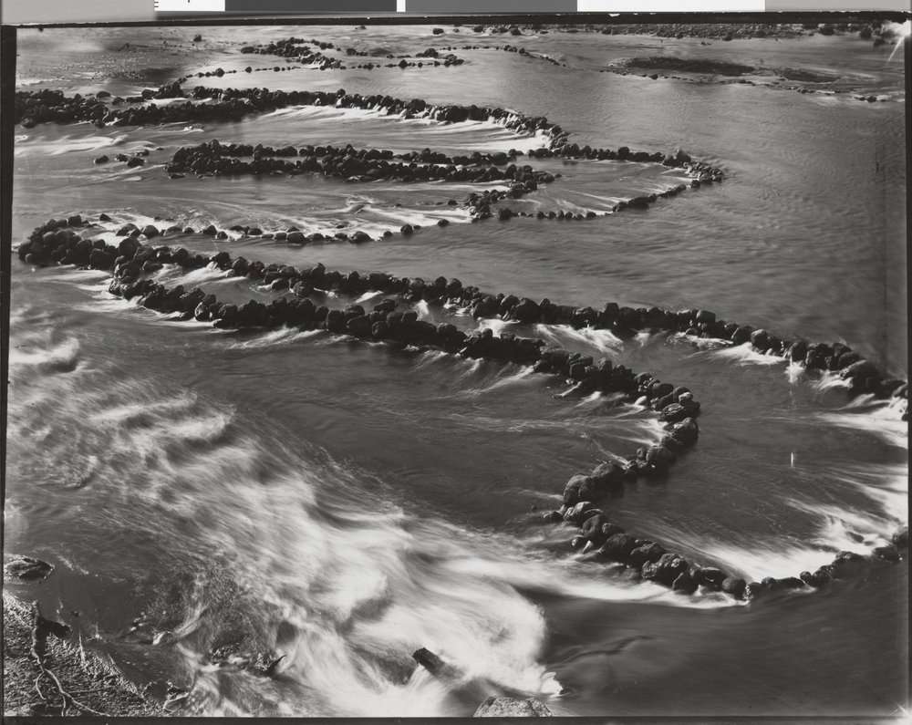 Aboriginal fish traps made from rocks, Darling River, N.S.W, 1938. State Library Victoria. There are many other examples of Aboriginal fishing and aquaculture sites around Australia. Thomas Mitchell had seen