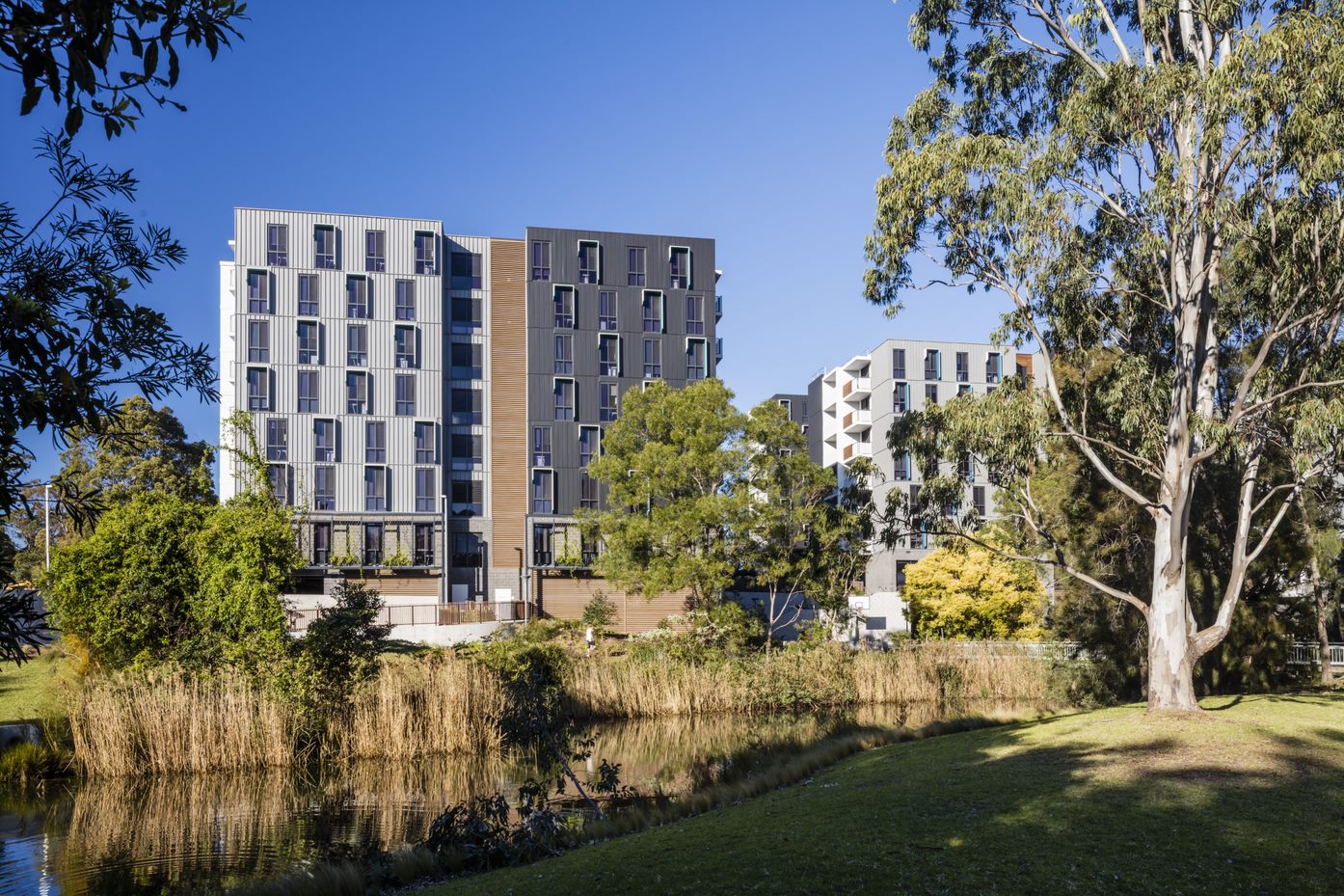 https://www.uow.edu.au/accommodation/liveoncampus/kooloobongvillage/index.html