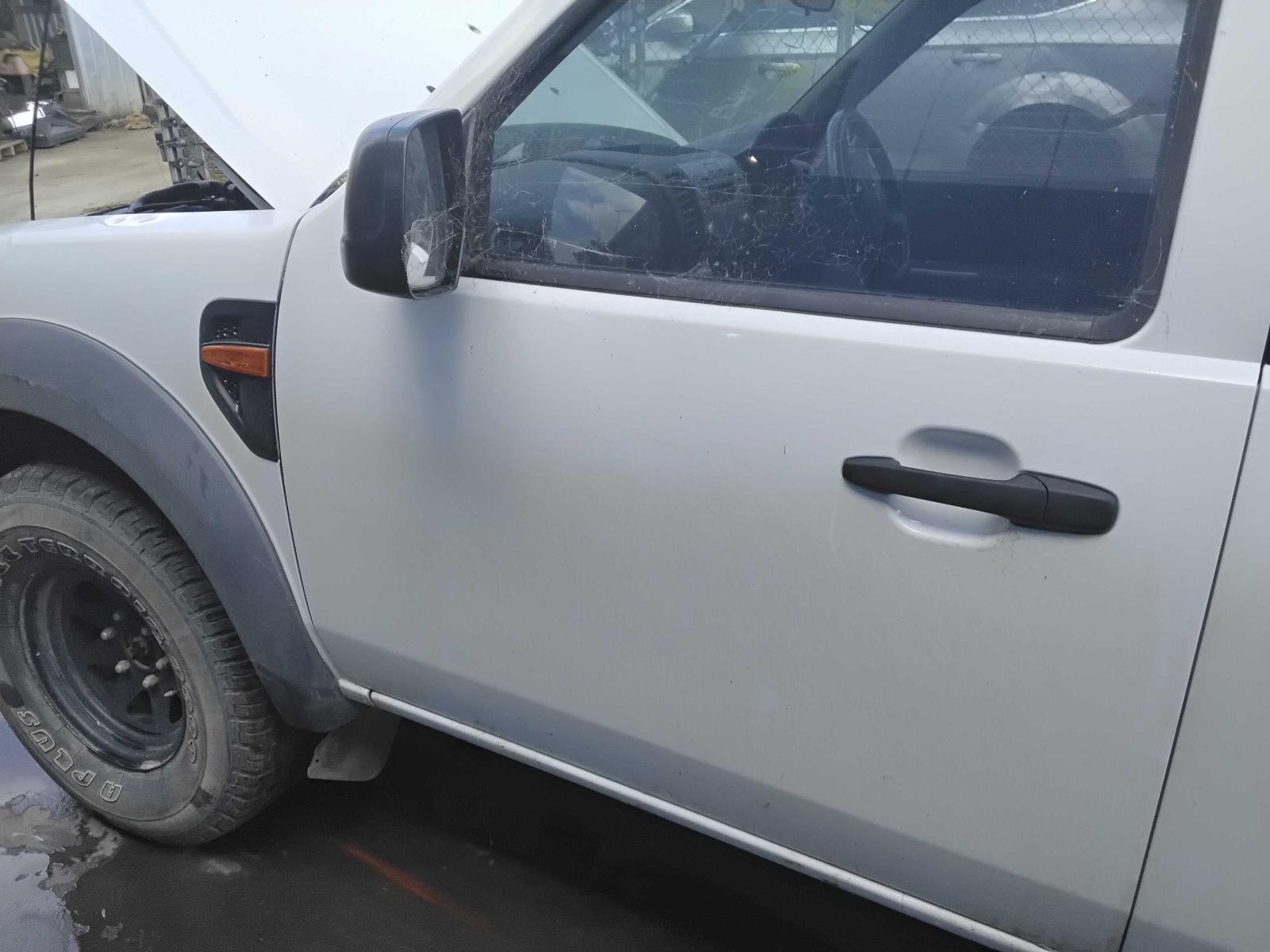 View Auto part Camper Shell Ford Ranger 2010