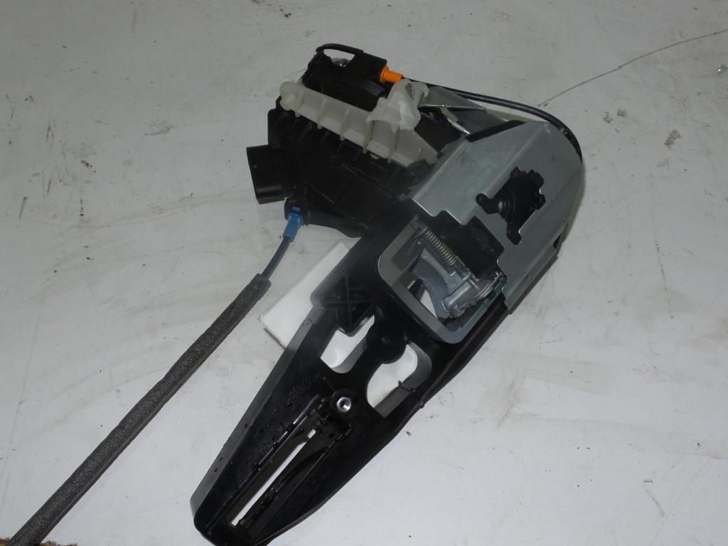 View Auto part Door/Boot/Gate Lock Ford Mustang 2016