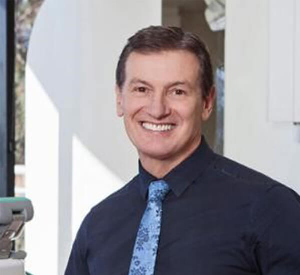 Dr Michael Dineen BDS