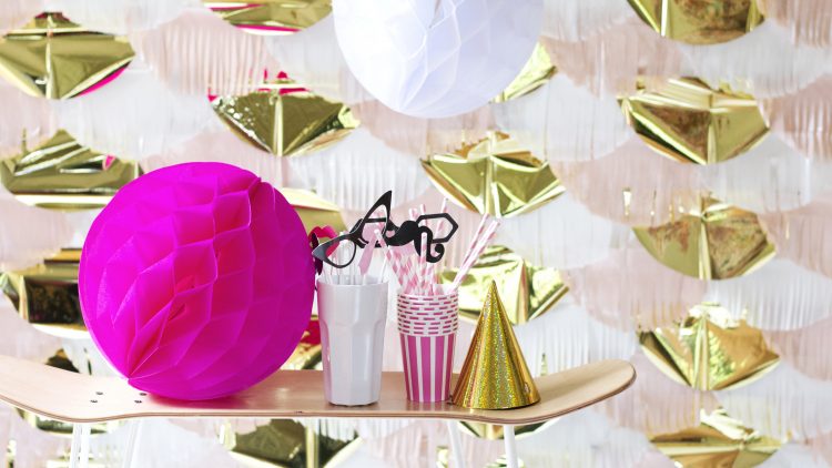 Permalink to DIY New Year’s Eve Party Backdrop DIY New Year’s Eve Party Backdrop