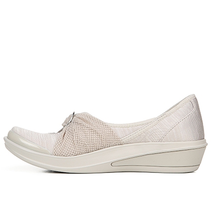 MINNIE__ SPORT IN SAND