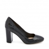IVO  COURT IN BLACK CROC