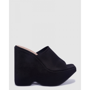 closed toe platform wedges