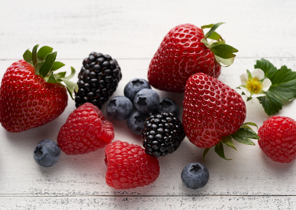 BERRIES ARE NATURE'S MULTIVITAMIN Driscoll's Only The Finest Berries