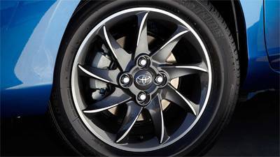 15" Alloy Wheels