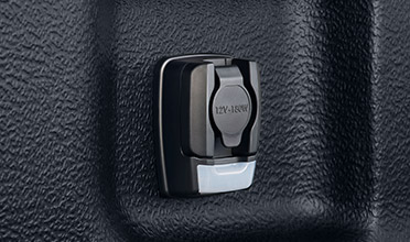 d-max-12v-single-accessory-power-socket