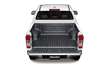 d-max-tub-liner-under-rail